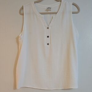 Chic White Sleeveless Tank Top